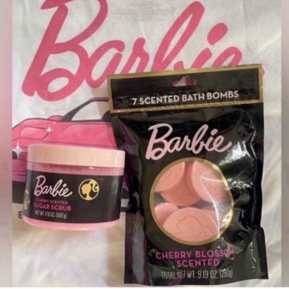 NEW BARBIE Cherry Scented Sugar Scrub 17.6oz + Barbie Bath Bombs LOT 

#barbie